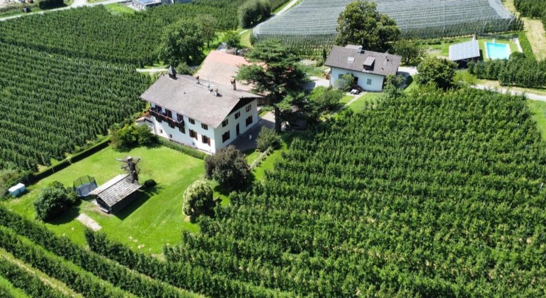 Mareinhof Vetzan-Apples,Apartment&More Сіландро Екстер'єр фото